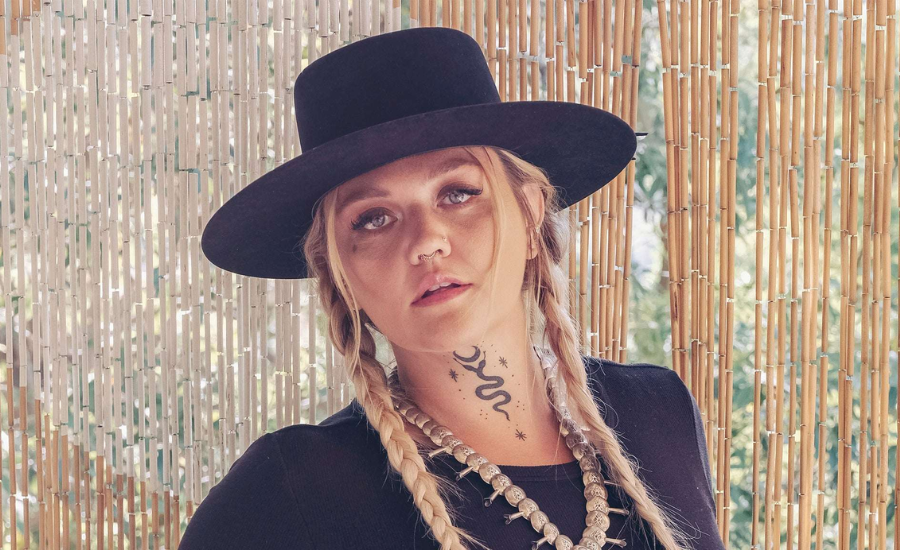 Justin Tesa: A Guiding Influence in Elle King's Musical Journey
